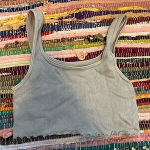 Grey cropped tank